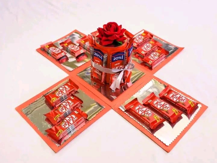kit Kat Chocolate box 2
